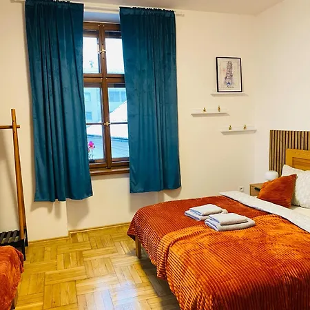 Stylovy Apartman U Velkeho Namesti 2, Wi-Fi, Netflix, Vana Hradec Kralove Exterior photo